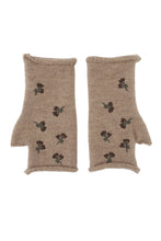 Load image into Gallery viewer, Qnuz 1/2 Glove w Embrodery Hat/Glove
