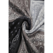 Load image into Gallery viewer, Qnuz Bandana Print Scarf 90 x 180 cm Scarf 99 Black
