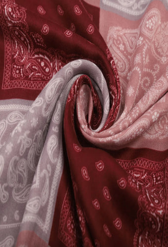 Qnuz Bandana Print Scarf 90 x 180 cm Scarf