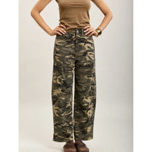 Load image into Gallery viewer, Qnuz Clothing Barrel Camo Jeans Clothing 5354 Camouflage
