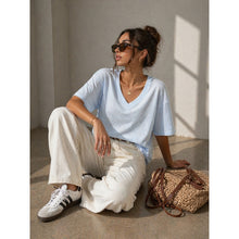 Load image into Gallery viewer, Qnuz Clothing Basic T-Shirt w V-Neck Clothing 32 blue
