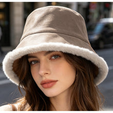Load image into Gallery viewer, Qnuz Bella Hat Hat/Glove 63 Taupe
