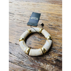 Qnuz Big "Jade " Bracelet Bracelet 13 Beige