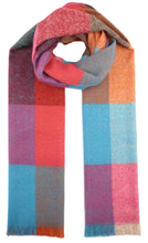 Load image into Gallery viewer, Qnuz Big soft scarf w gold thread Scarf
