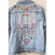 Load image into Gallery viewer, Qnuz Clothing Boheme Jacket w Emb Clothing 33 denim blue

