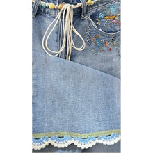Load image into Gallery viewer, Qnuz Clothing Boheme Jeans w Emb Clothing 33 denim blue

