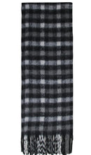 Load image into Gallery viewer, Qnuz Checkered Scarf 10% wool Scarf

