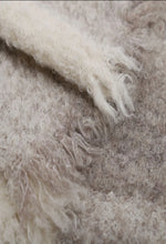 Load image into Gallery viewer, Qnuz Checkered Scarf 30% wool 35 x200 Scarf
