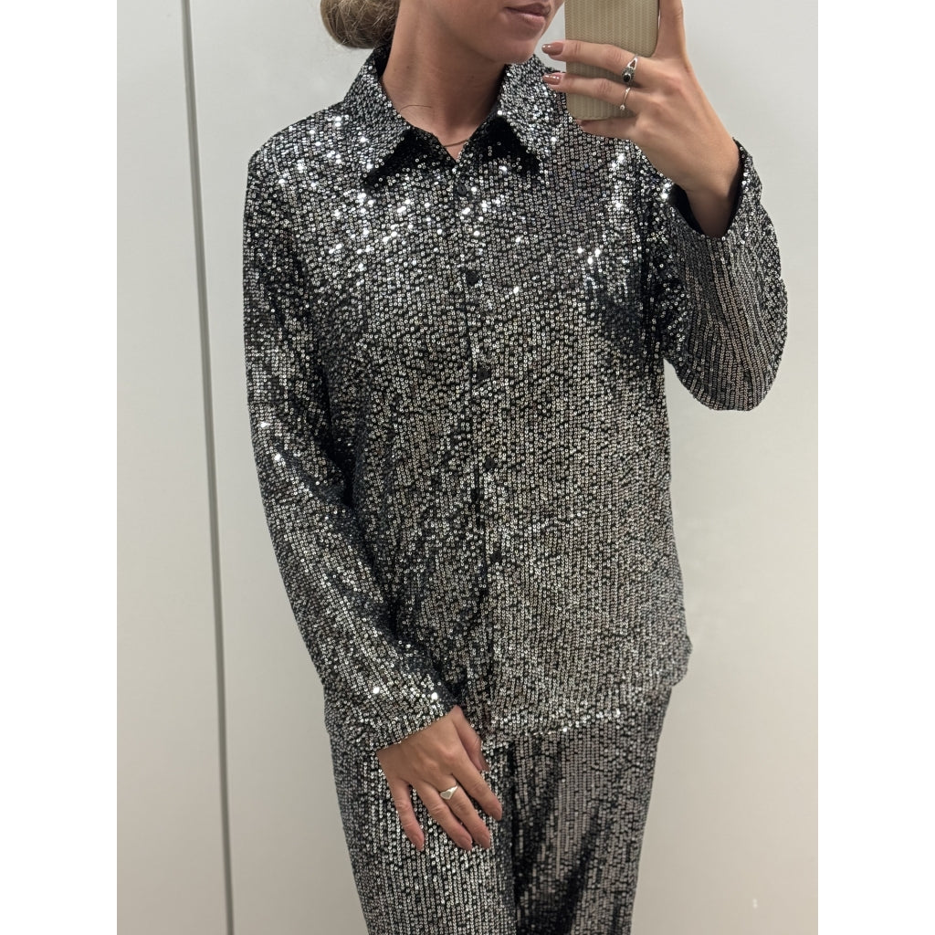 Qnuz Clothing Christmas Shirt w sequins Clothing 99 Black