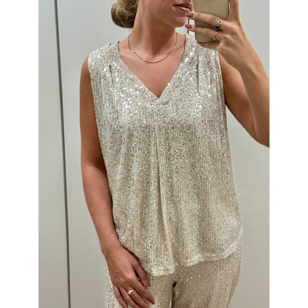 Qnuz Clothing Christmas TOP w sequins Clothing 13 Beige
