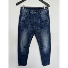 Load image into Gallery viewer, Qnuz Clothing Classic Jeans Clothing 33 denim blue
