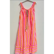 Load image into Gallery viewer, Qnuz Clothing Dress w striped print Clothing 44 Raspberry
