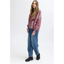 Load image into Gallery viewer, Qnuz Clothing Exclusiv striped Shirt Clothing 28 Burgundy
