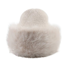 Load image into Gallery viewer, Qnuz Fake fur Hat w knitting Hat/Glove 13 Beige
