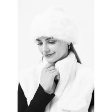 Load image into Gallery viewer, Qnuz Fake fur Hat w knitting Hat/Glove 99 Black
