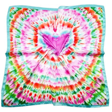 Load image into Gallery viewer, Qnuz Heart scarf 70 x 70 cm Scarf 44 Raspberry
