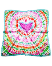 Load image into Gallery viewer, Qnuz Heart scarf 70 x 70 cm Scarf
