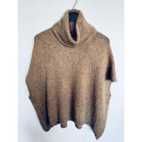 Qnuz Clothing High Neck Knit West 16% mohair 16% wool Clothing 61 Camel
