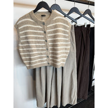 Load image into Gallery viewer, Qnuz Clothing Striped Knit west Clothing 13 Beige
