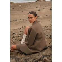 Load image into Gallery viewer, Qnuz Clothing Juice Blazer Clothing 60 Marron
