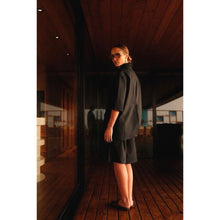 Load image into Gallery viewer, Qnuz Clothing Juice Blazer Clothing 99 Black
