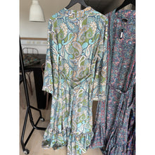 Load image into Gallery viewer, Qnuz Clothing Kimono Clothing 01 Multi
