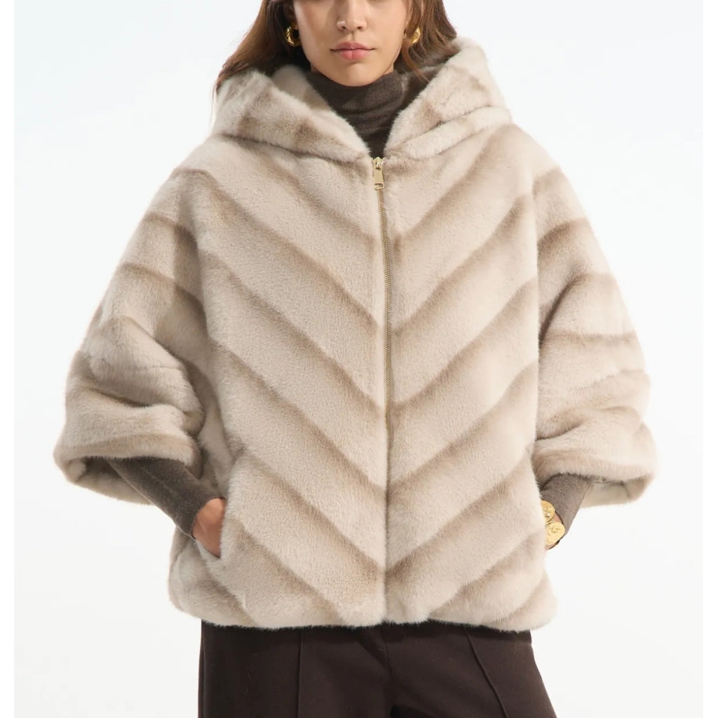 Qnuz Clothing LUKSUS fake fur west w hood Clothing 13 Beige