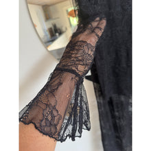 Load image into Gallery viewer, Qnuz Clothing Lace Blouse w Beautyful Cuffs Clothing 99 Black
