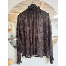 Load image into Gallery viewer, Qnuz Clothing Lace Blouse w smock in neck &amp; Cuff Clothing 606 Choco
