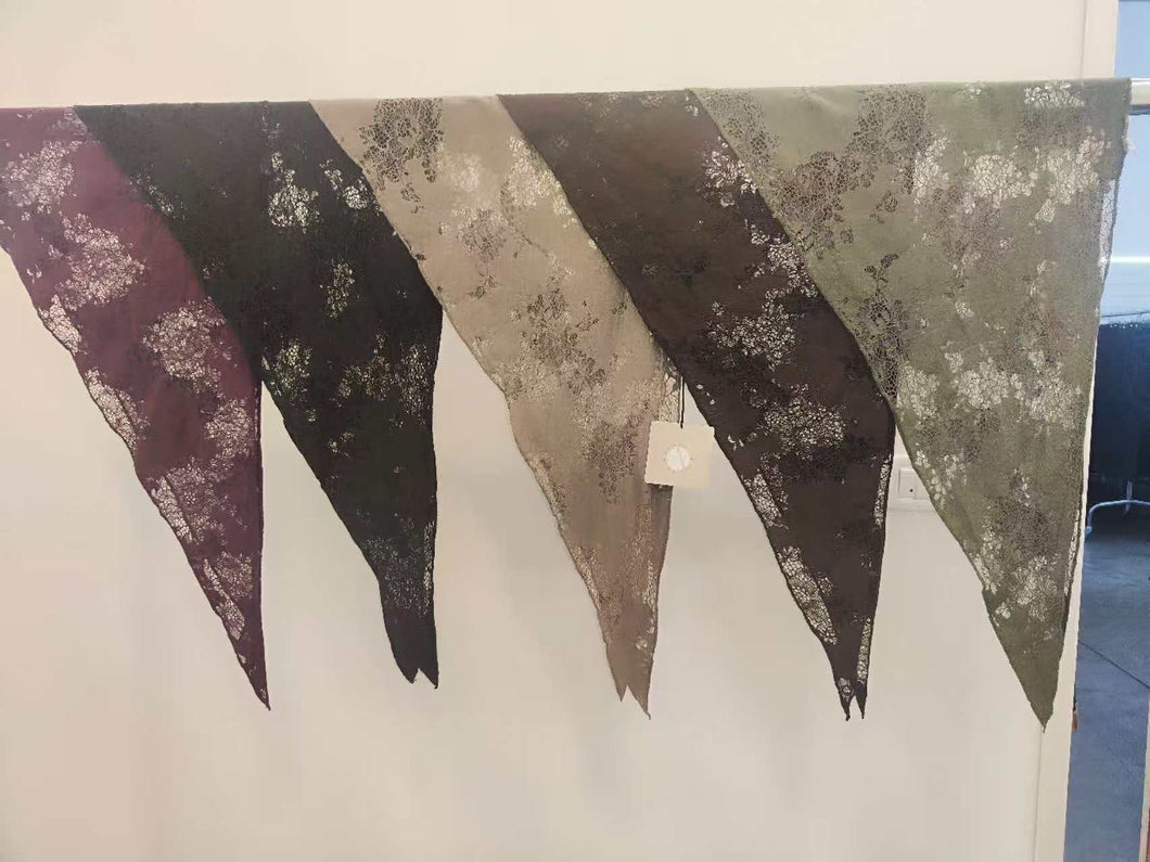 Qnuz Lace Scarf Triangel Scarf