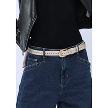 Load image into Gallery viewer, Qnuz Leather belt w hearts Belt 13 Beige
