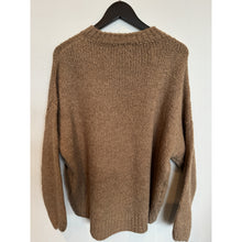 Load image into Gallery viewer, Qnuz Clothing Long sleev Knit Clothing 61 Camel

