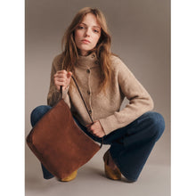 Load image into Gallery viewer, Qnuz Clothing Luksus Knit Clothing 63 Taupe

