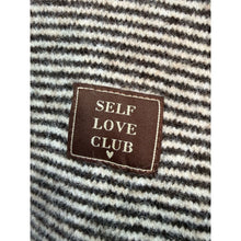Load image into Gallery viewer, Qnuz Clothing Lux Knit w Stripes Clothing 60 Marron
