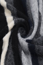 Load image into Gallery viewer, Qnuz Lux Scarf w Dots 20% wool 90 x 190 Scarf
