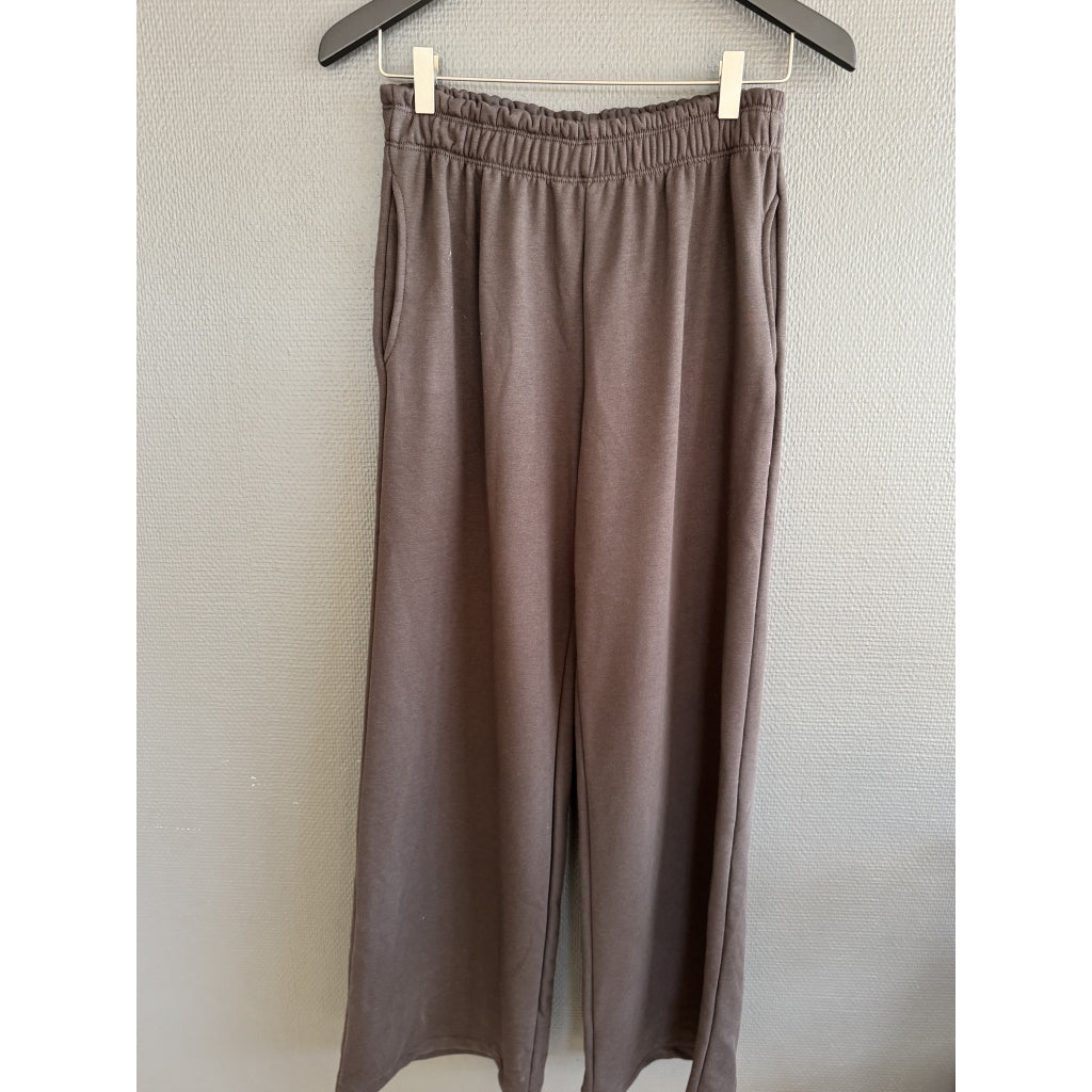 Qnuz Clothing Lux Sweat Pants w pockets Clothing 606 Choco