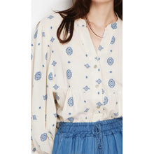 Load image into Gallery viewer, Qnuz Clothing Luxury Blouse w embrodery Clothing 32 blue
