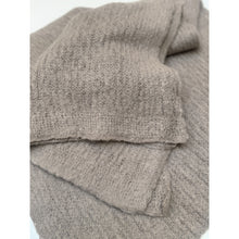 Load image into Gallery viewer, Qnuz Nana Scarf 63 Taupe
