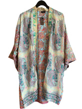 Load image into Gallery viewer, Qnuz Clothing Orian Kimono Clothing 01 Multi
