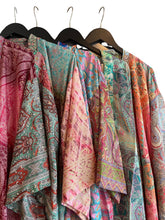 Load image into Gallery viewer, Qnuz Clothing Orian Kimono Clothing 01 Multi
