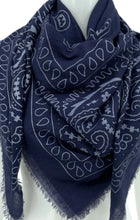 Load image into Gallery viewer, Qnuz Paisly scarf 90X90 Scarf
