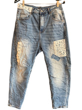 Load image into Gallery viewer, Qnuz Clothing Paulette Jeans Clothing 33 denim blue
