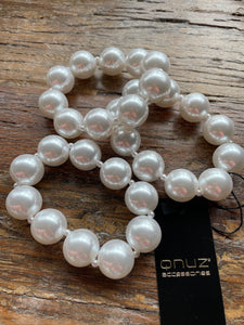 Qnuz Pearl bracelet Bracelet