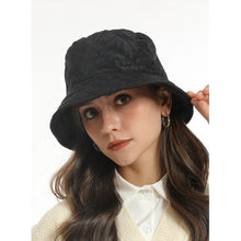 Load image into Gallery viewer, Qnuz Quilted hat Hat/Glove 99 Black
