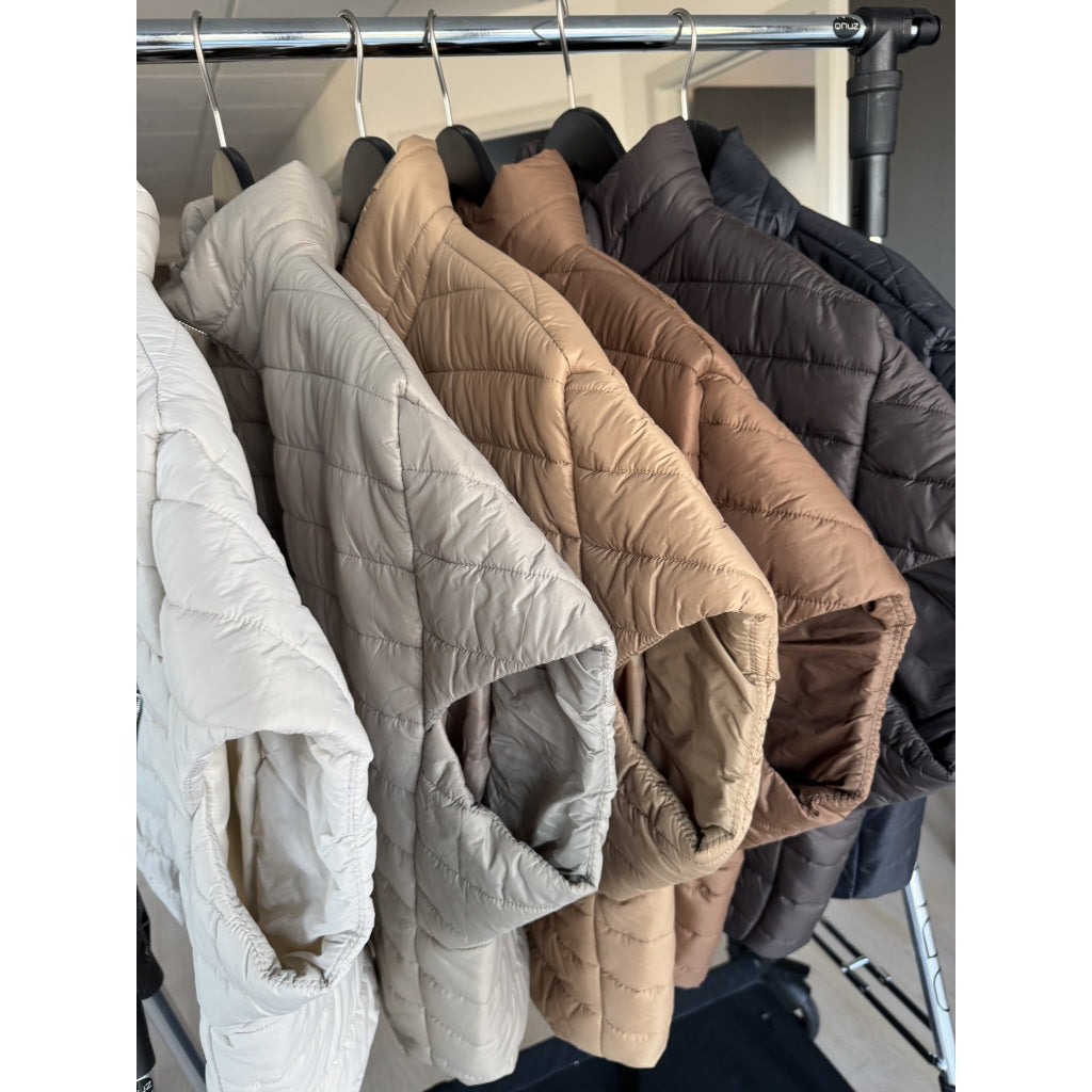 Qnuz Clothing Qulited Jacket Clothing 13 Beige