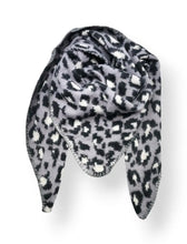 Load image into Gallery viewer, Qnuz Rabiha Scarf
