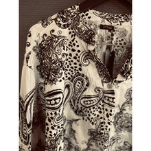 Load image into Gallery viewer, Qnuz Clothing Ramen oversize shirt Clothing 10 White
