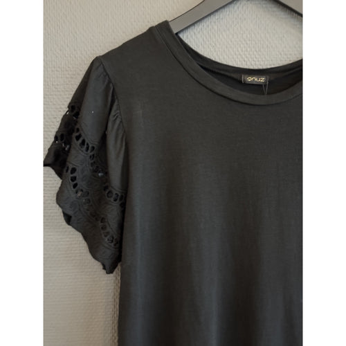 Qnuz Clothing Rei t-shirt Clothing 99 Black