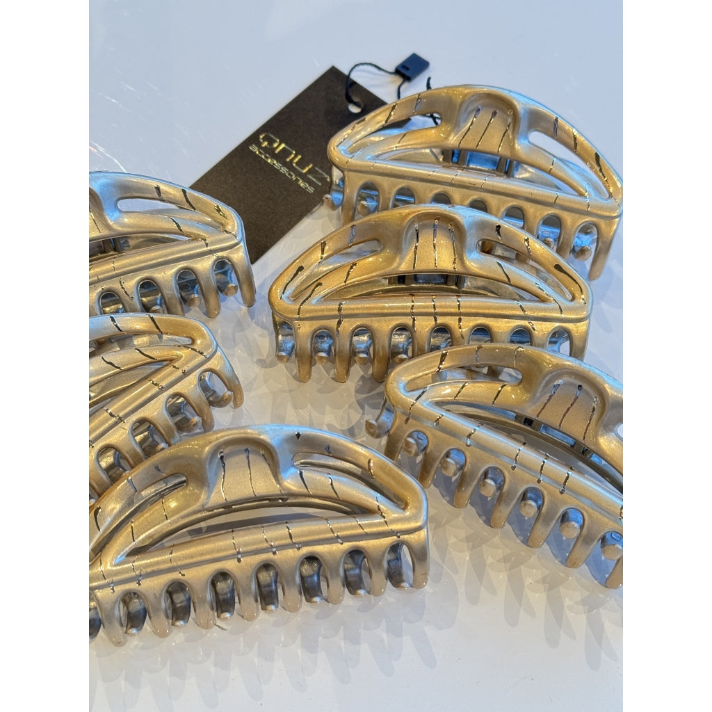 Qnuz Rikke large hairclip Hair accessories 70 Gold