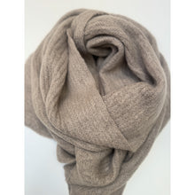 Load image into Gallery viewer, Qnuz Robella Scarf 63 Taupe

